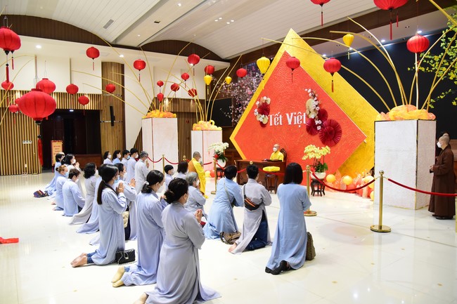 Chùm ảnh mồng bốn Tết Nhâm Dần