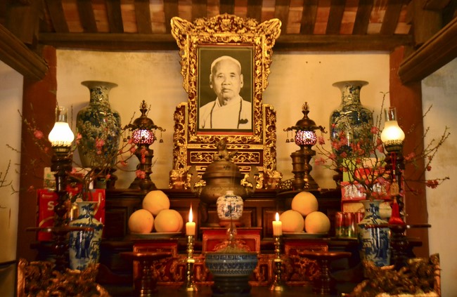 Peace praying ceremony in Tay Khanh Pagoda, Thai Binh