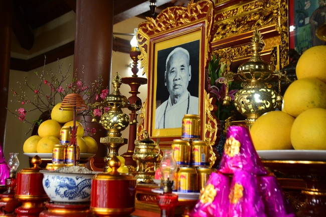 Peace praying ceremony in Tay Khanh Pagoda, Thai Binh