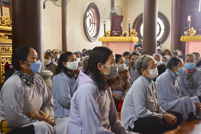 Peace praying ceremony in Tay Khanh Pagoda, Thai Binh