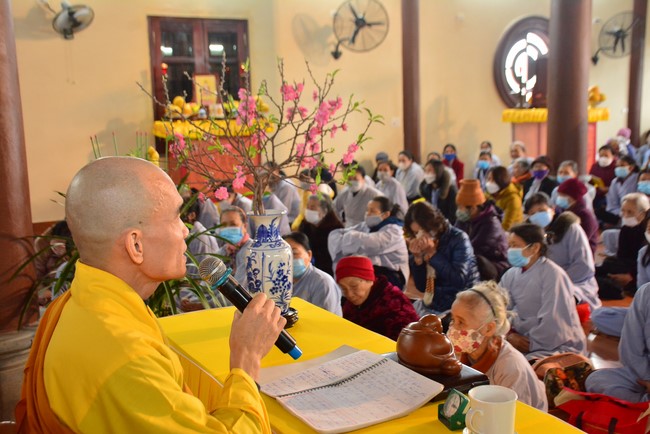 Peace praying ceremony in Tay Khanh Pagoda, Thai Binh