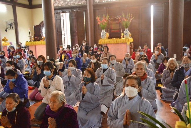 Peace praying ceremony in Tay Khanh Pagoda, Thai Binh