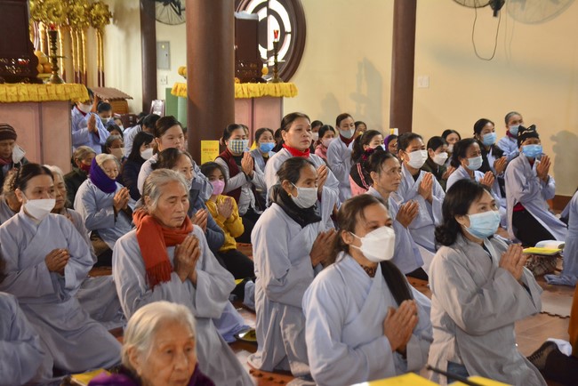 Peace praying ceremony in Tay Khanh Pagoda, Thai Binh