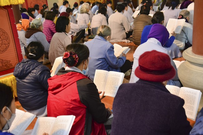 Peace praying ceremony in Tay Khanh Pagoda, Thai Binh