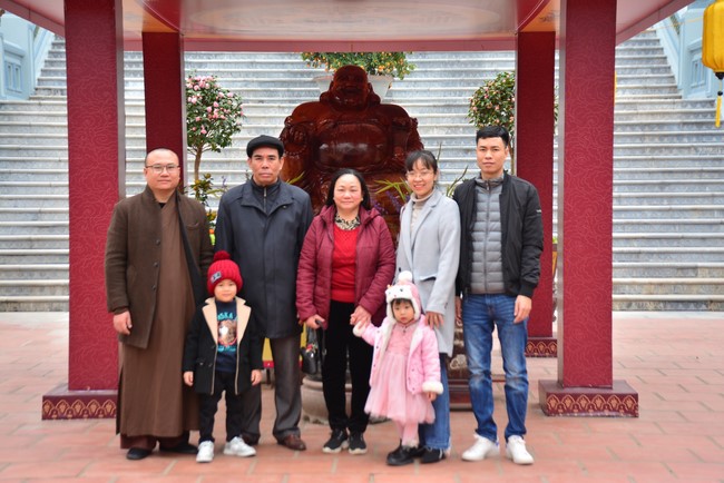 Peace praying ceremony in Tay Khanh Pagoda, Thai Binh