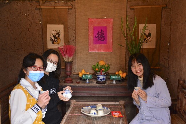 Peace praying ceremony in Tay Khanh Pagoda, Thai Binh