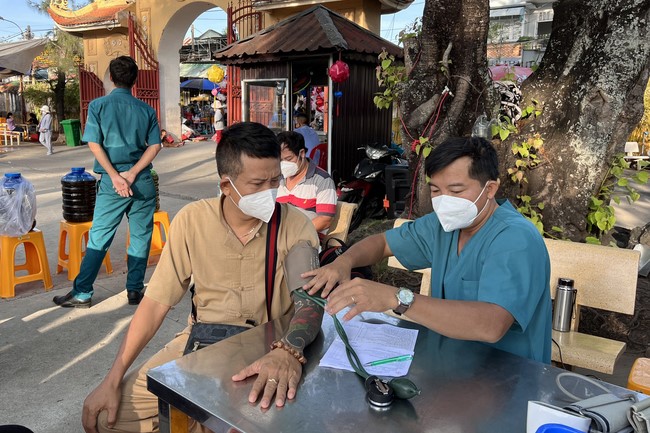 Humanitarian Blood Donation