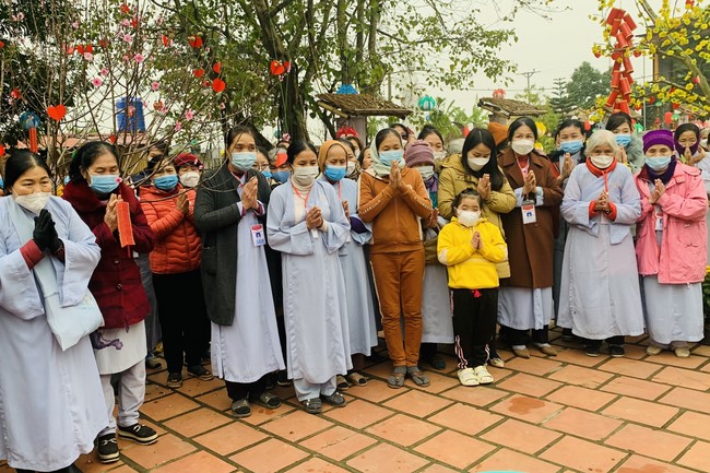 New Year's Prayer Ceremony at Dong Cao Pagoda - Thanh Hoa