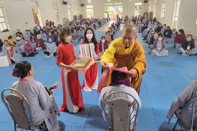New Year's Prayer Ceremony at Dong Cao Pagoda - Thanh Hoa