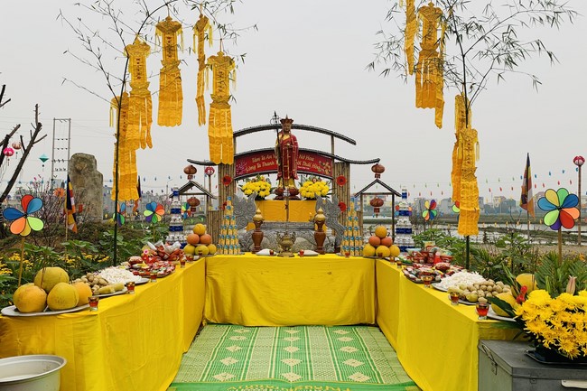 New Year's Prayer Ceremony at Dong Cao Pagoda - Thanh Hoa