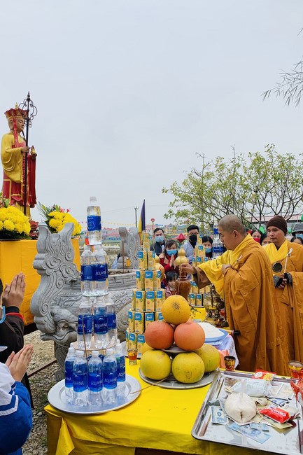 New Year's Prayer Ceremony at Dong Cao Pagoda - Thanh Hoa