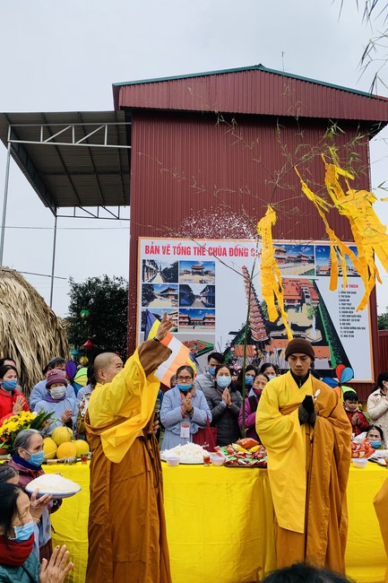 New Year's Prayer Ceremony at Dong Cao Pagoda - Thanh Hoa