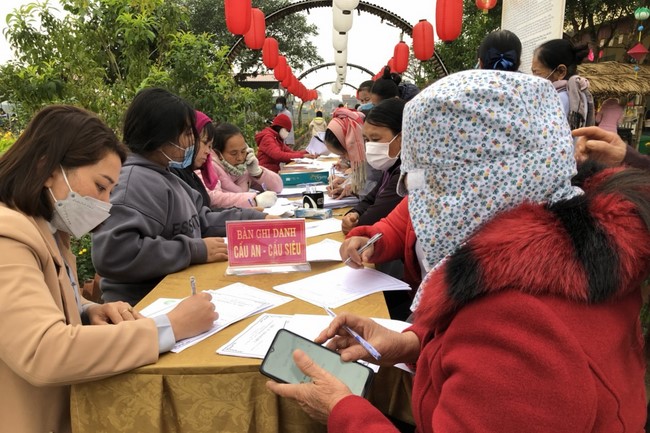 New Year's Prayer Ceremony at Dong Cao Pagoda - Thanh Hoa