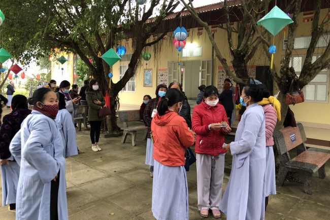 New Year's Prayer Ceremony at Dong Cao Pagoda - Thanh Hoa