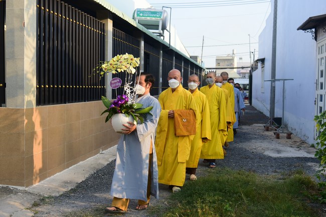 Viếng Tang Lễ Phật Tử Liên Nhàn Ở Hóc Môn