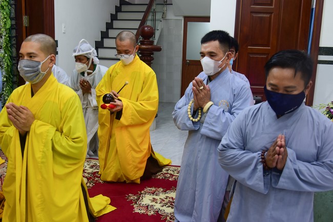 Viếng Tang Lễ Phật Tử Liên Nhàn Ở Hóc Môn