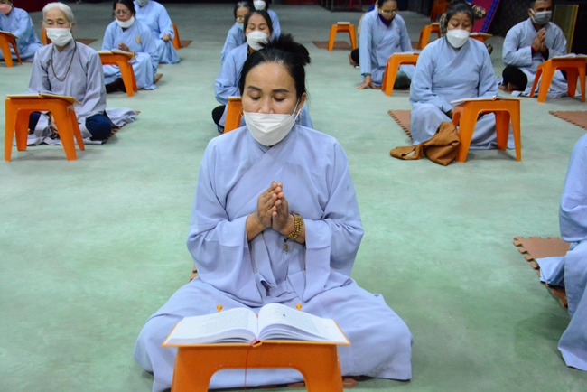 Repentant Ceremony at Tu Phap Pagoda, Nghe An