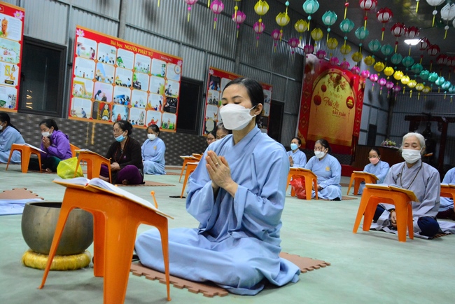 Repentant Ceremony at Tu Phap Pagoda, Nghe An