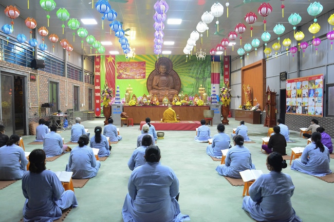 Repentant Ceremony at Tu Phap Pagoda, Nghe An