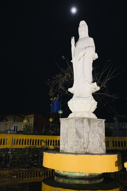 Repentant Ceremony at Dong Cao pagoda in Thanh Hoa