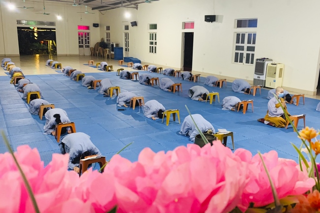 Repentant Ceremony at Dong Cao pagoda in Thanh Hoa