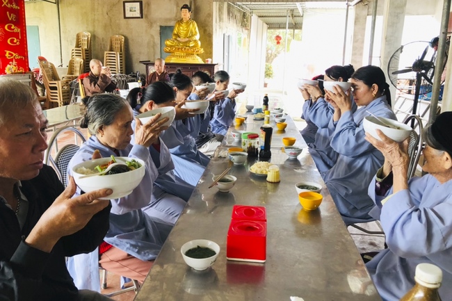 Chùa Đống Cao: Lễ kỷ niệm đức Phật niết bàn và khánh đản Bồ Tát Quán Thế Âm