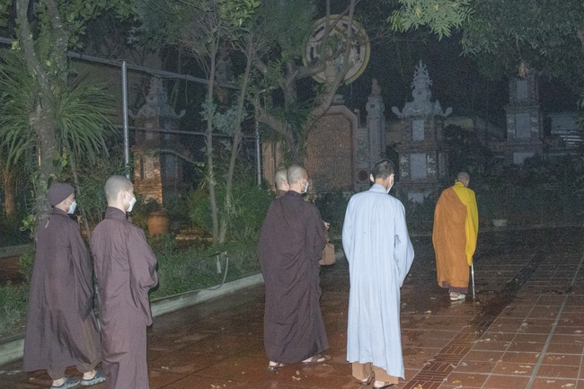 Commemorating the day Shakyamuni Buddha entered into Nirvana at Hoa Phuc Pagoda in Hanoi