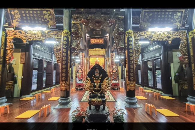 Commemorating the day Shakyamuni Buddha entered into Nirvana at Hoa Phuc Pagoda in Hanoi