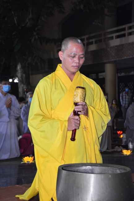 Prostrating five hundred names Bodhisattva Avalokitesvara