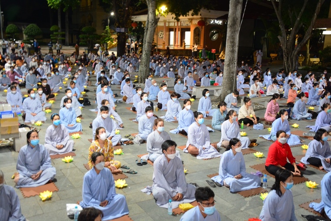 Prostrating five hundred names Bodhisattva Avalokitesvara