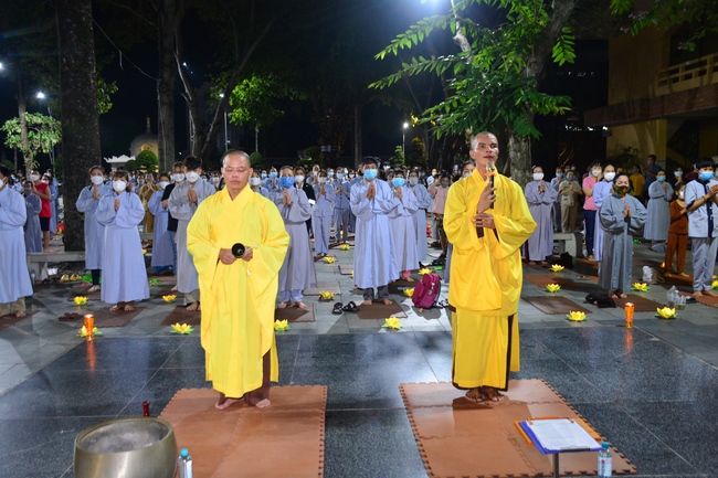 Prostrating five hundred names Bodhisattva Avalokitesvara