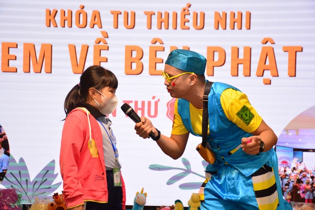 Khóa tu thiếu nhi “Em Về Bên Phật”