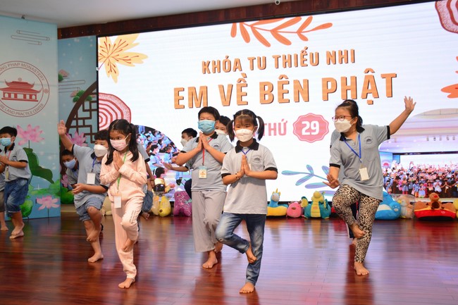 Khóa tu thiếu nhi “Em Về Bên Phật”