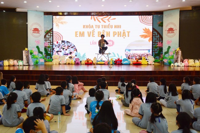 Khóa tu thiếu nhi “Em Về Bên Phật”