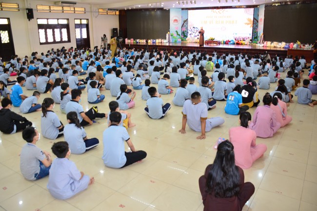 Khóa tu thiếu nhi “Em Về Bên Phật”