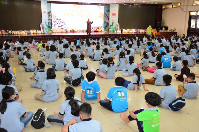 Khóa tu thiếu nhi “Em Về Bên Phật”