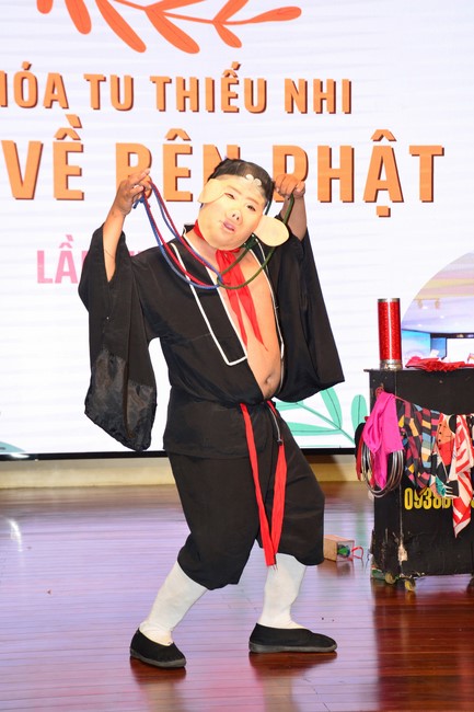 Khóa tu thiếu nhi “Em Về Bên Phật”