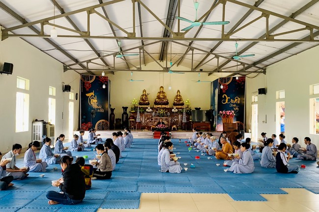 One - Day Retreat at Dong Cao pagoda
