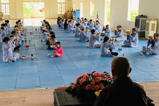 One - Day Retreat at Dong Cao pagoda