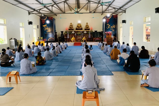 One - Day Retreat at Dong Cao pagoda