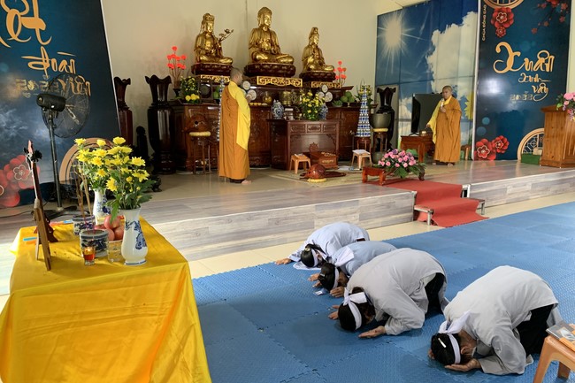 One - Day Retreat at Dong Cao pagoda