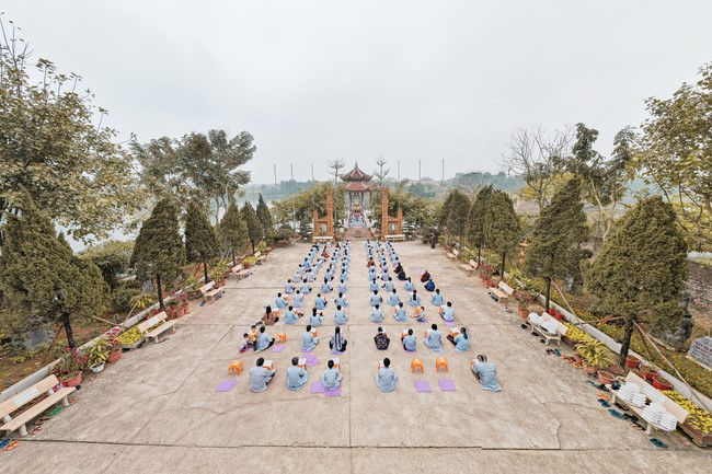 Birthday celebrating of Bodhisattva Avalokitesvara at Hoa Phuc Pagoda - Hanoi