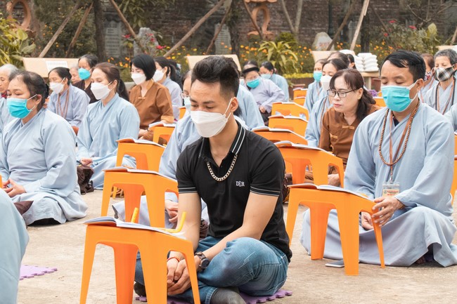 Birthday celebrating of Bodhisattva Avalokitesvara at Hoa Phuc Pagoda - Hanoi