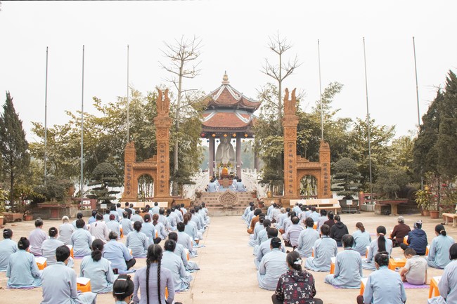Birthday celebrating of Bodhisattva Avalokitesvara at Hoa Phuc Pagoda - Hanoi