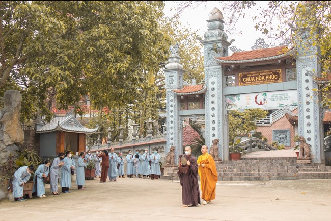 Birthday celebrating of Bodhisattva Avalokitesvara at Hoa Phuc Pagoda - Hanoi