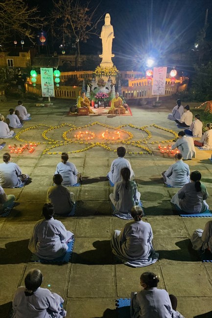 Đêm lễ kỷ niệm ngày khánh đản Bồ Tát Quán Thế Âm tại chùa Đống Cao