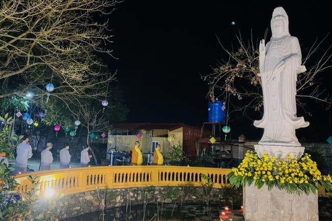 Đêm lễ kỷ niệm ngày khánh đản Bồ Tát Quán Thế Âm tại chùa Đống Cao