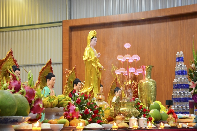 Lễ khánh đản đức Bồ tát Quán Thế Âm tại chùa Bốn - Nghệ An