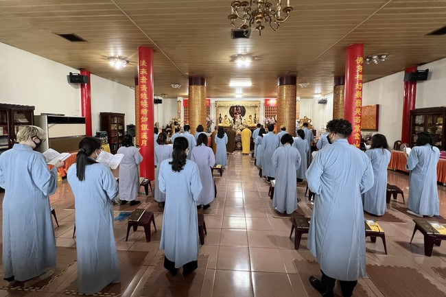 Assembly for worshiping Bodhisattva Avalokitesvara at Linh An Pagoda