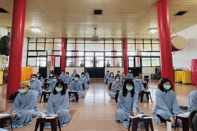 Assembly for worshiping Bodhisattva Avalokitesvara at Linh An Pagoda